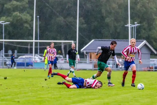 Bilder tagna av Joakim i ösregnet på Yttern.