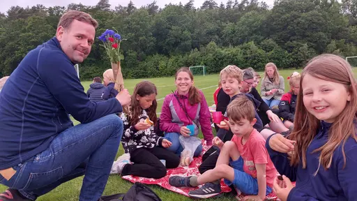 Vi avslutade vårsäsongen med femkamp och fika tillsammans med föräldrarna