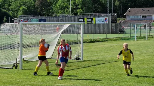 Första matchen: Bild 1-12. Andra matchen: Bild 13-24.