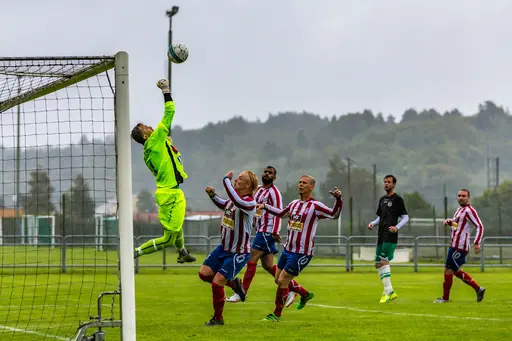 Bilder tagna av Joakim i ösregnet på Yttern.