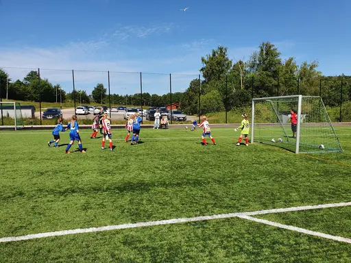 Matcher mot Nödinge på ett soligt Vimmervi. 