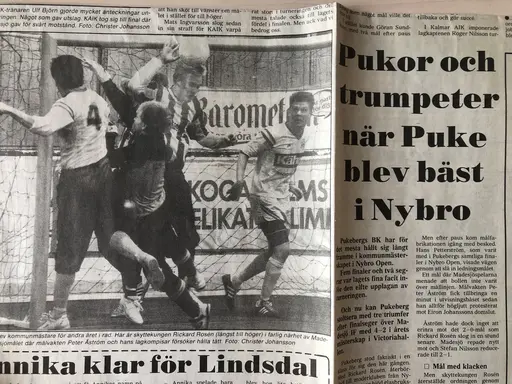 Namn på vinnarna står under lagfotot.