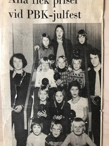 Årsfest och prisutdelning 1973 i Paradisskolans matsal.