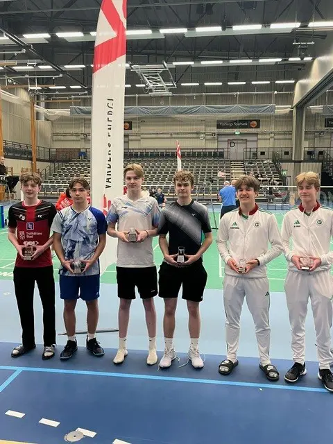Wiliam Fjällby högst upp I HD U17