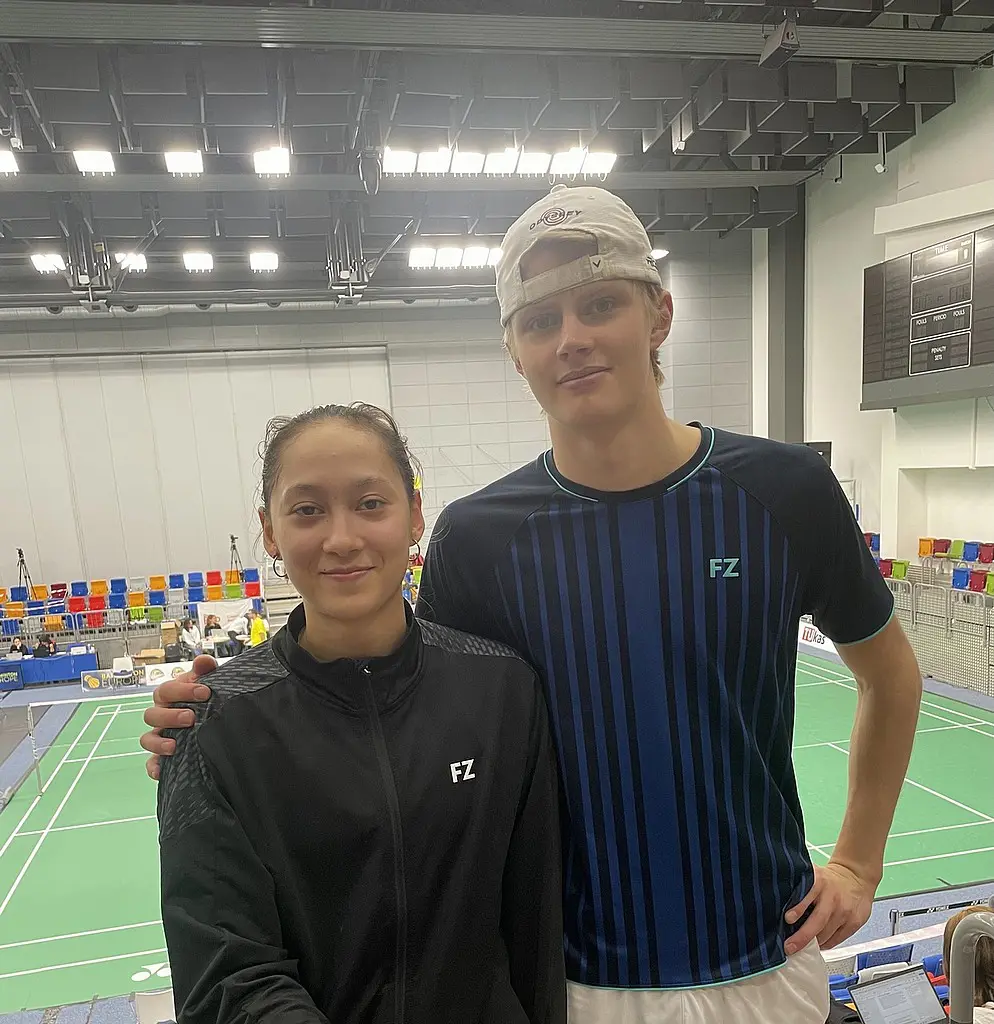 Ludwig Axelsson/Jessica Silvennoinen möter ett schweiziskt par i sin första match i EM imorgon