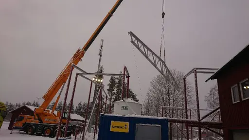 Takbalkar på gång. Första på plats