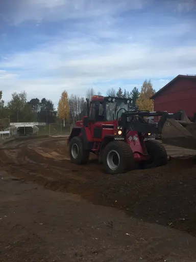 Nu är det full fart på maskinerna