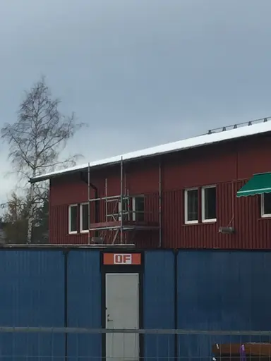 Ny nödutgång och isoleing av grund..