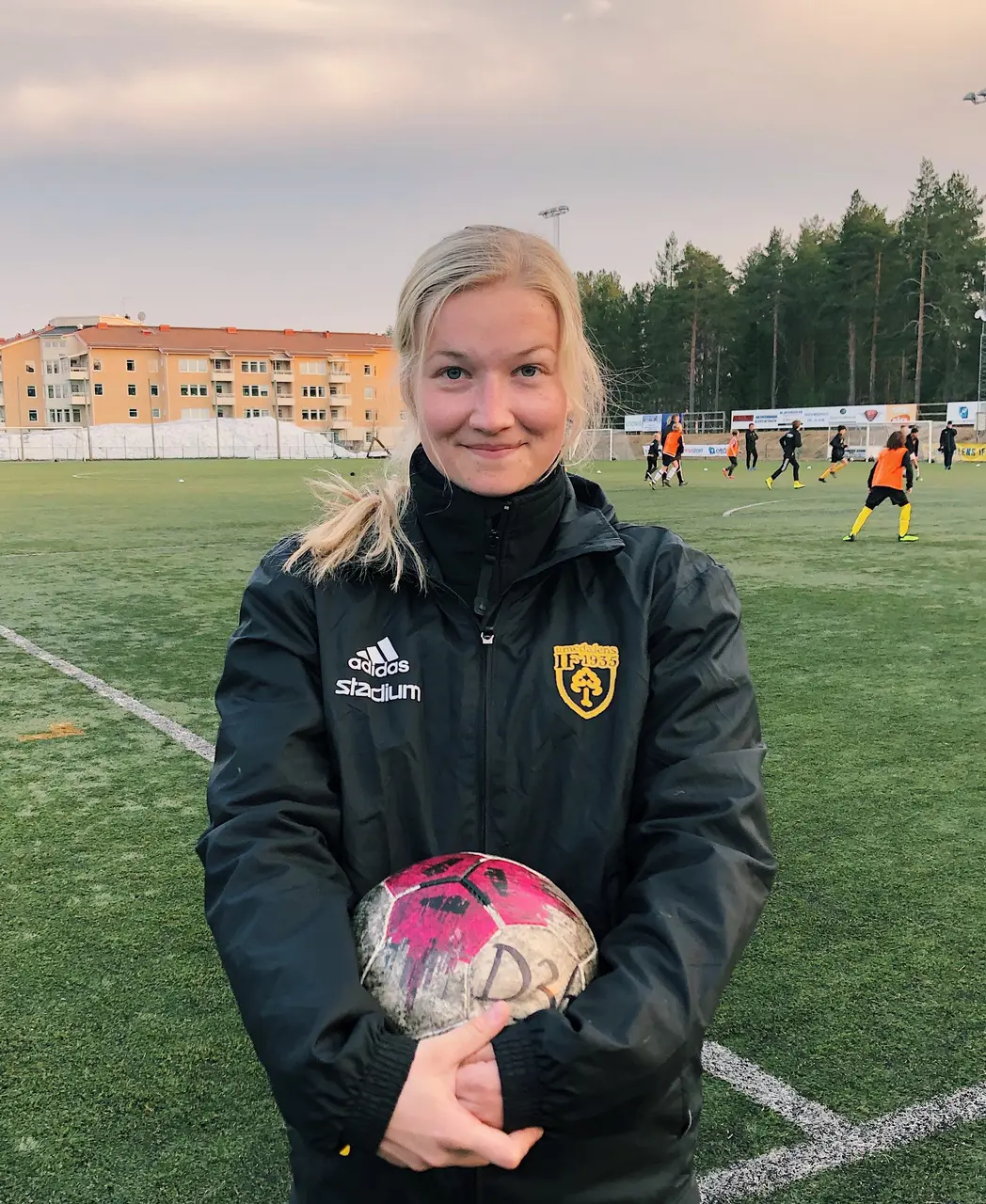 Elin Bäckström går in som huvudtränare för Umedalens Damjuniorer