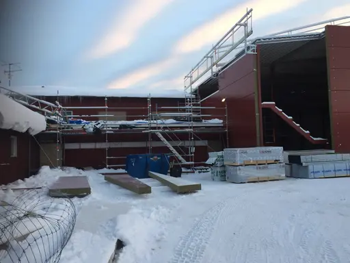 Taksprånget på plats