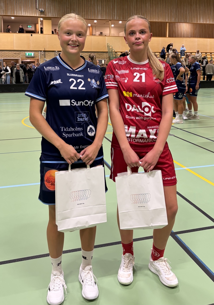 Elin Dahlström FIBF och Lowa Werner Lockerud utsedda till matchens lirare.