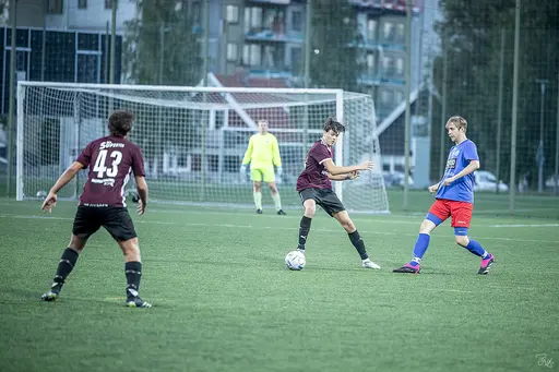 Tegs SK möter Röbäcks IF hemma på Tegstunet. Foto: Emil Byström.