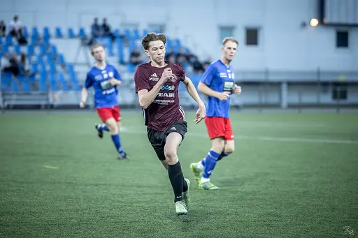 Tegs SK möter Röbäcks IF hemma på Tegstunet. Foto: Emil Byström.