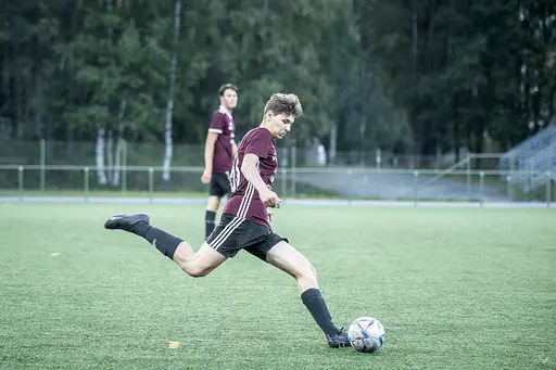 Tegs SK möter Röbäcks IF hemma på Tegstunet. Foto: Emil Byström.