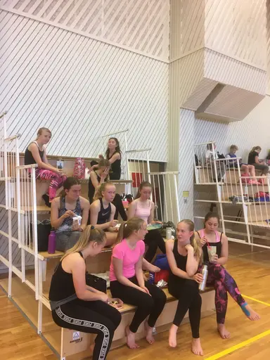 Grupparbeten och tipspromenad!