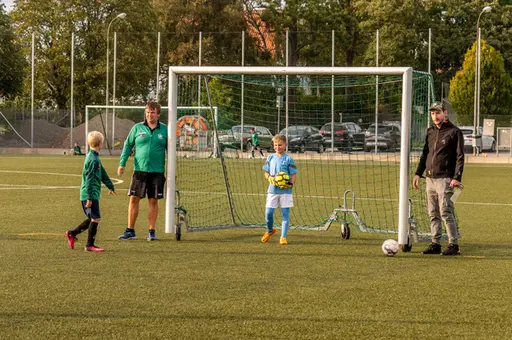 Tack Bengt (Zebbes morfar) för de fina bilderna!
