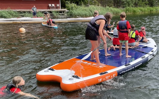 Sommarläger i Vaxholm - Sol, sommar, paddling och bad, inget kan bli bättre!