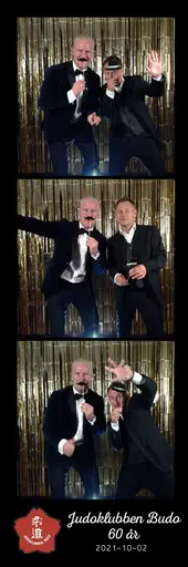 Våra gäster uppskattade att ta bilder i vårt fotobås. De fick ut två remsor med bilder att ta med sig hem. Så skoj vi hade framför kameran!