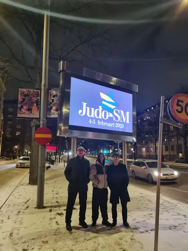 Blandade bilder på den fina helgen i huvudstaden