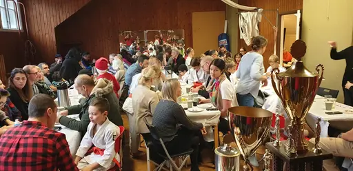 Blandade bilder från de två julfesterna