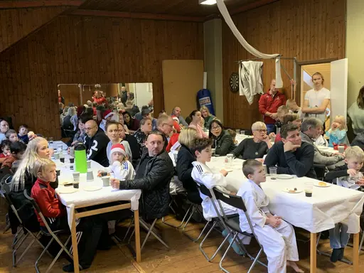 Blandade bilder från de två julfesterna