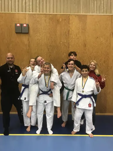 Blandade bilder från Judodraget i Färglanda