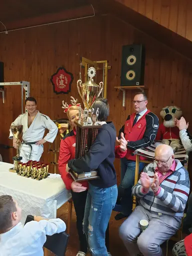 Blandade bilder från de två julfesterna