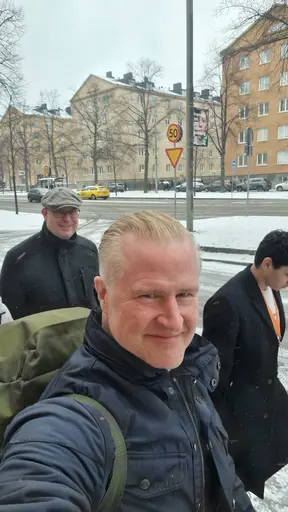 Blandade bilder på den fina helgen i huvudstaden