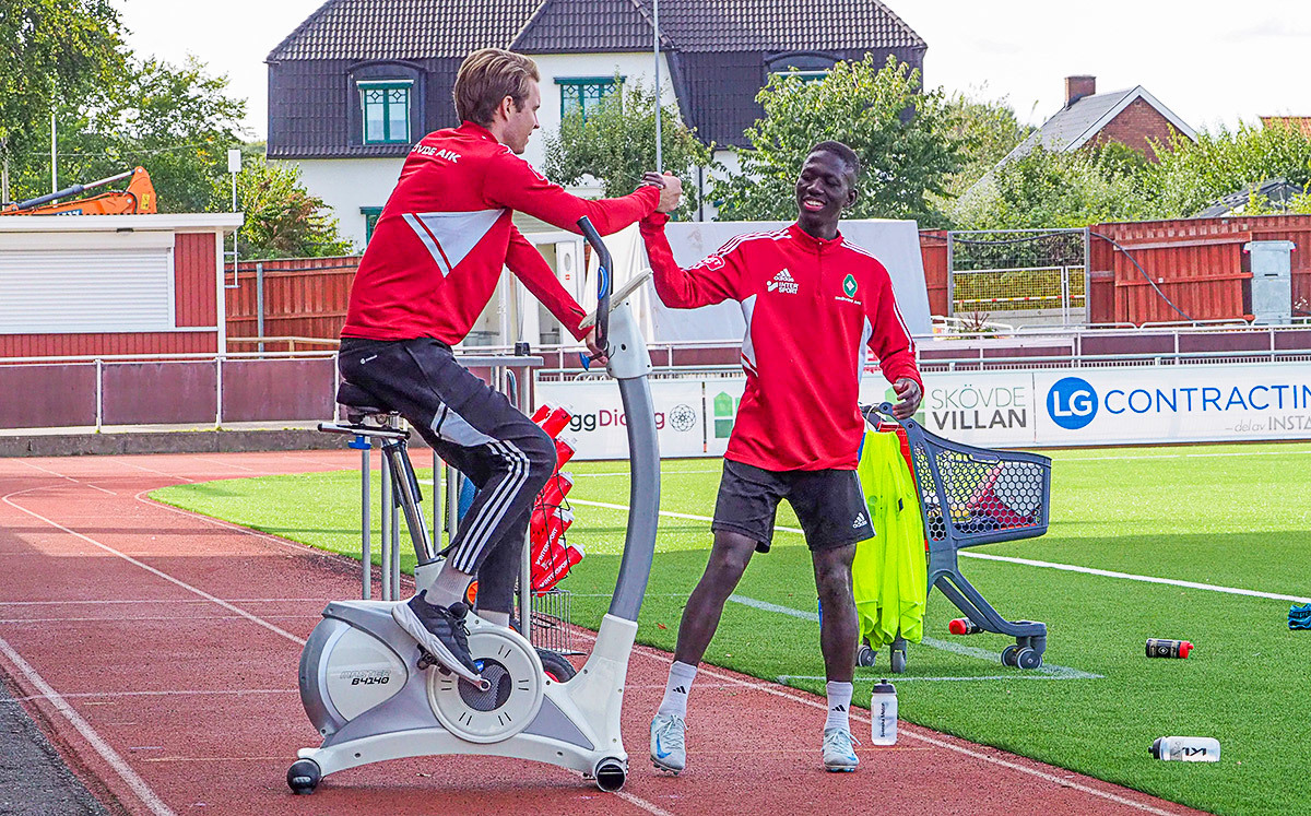 Mikael Mörk och Mamadou på Södermalms IP 2024
