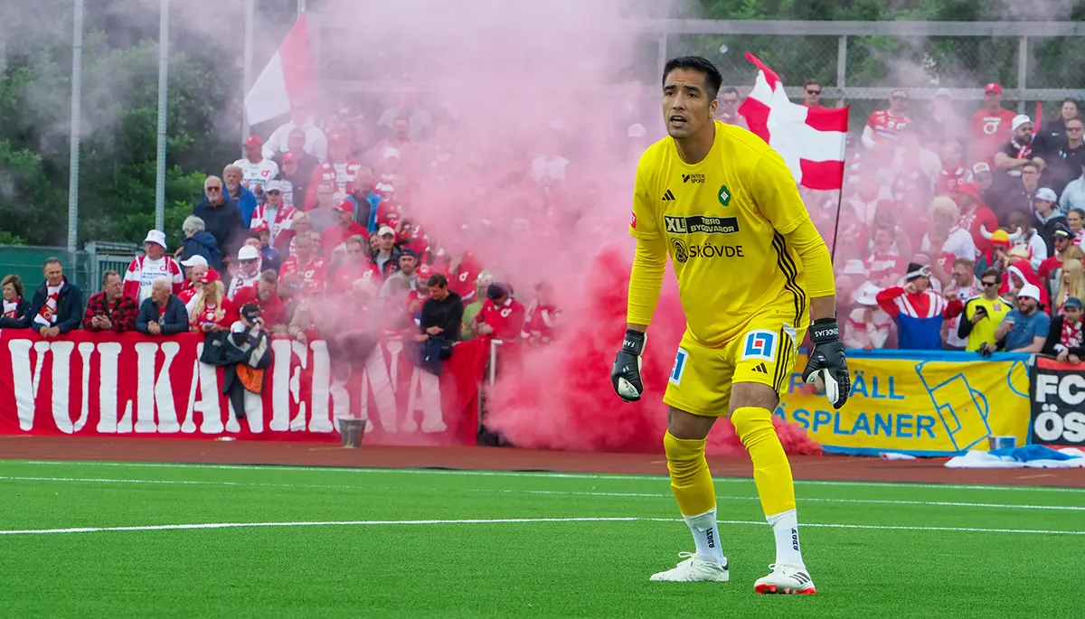 Adrian stod som vanligt för en gedigen insats i målet. Han hade ingen chans på målen.