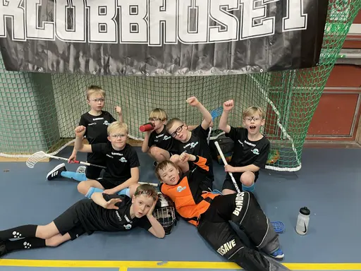 Blandade bilder från förra säsongens sammandrag