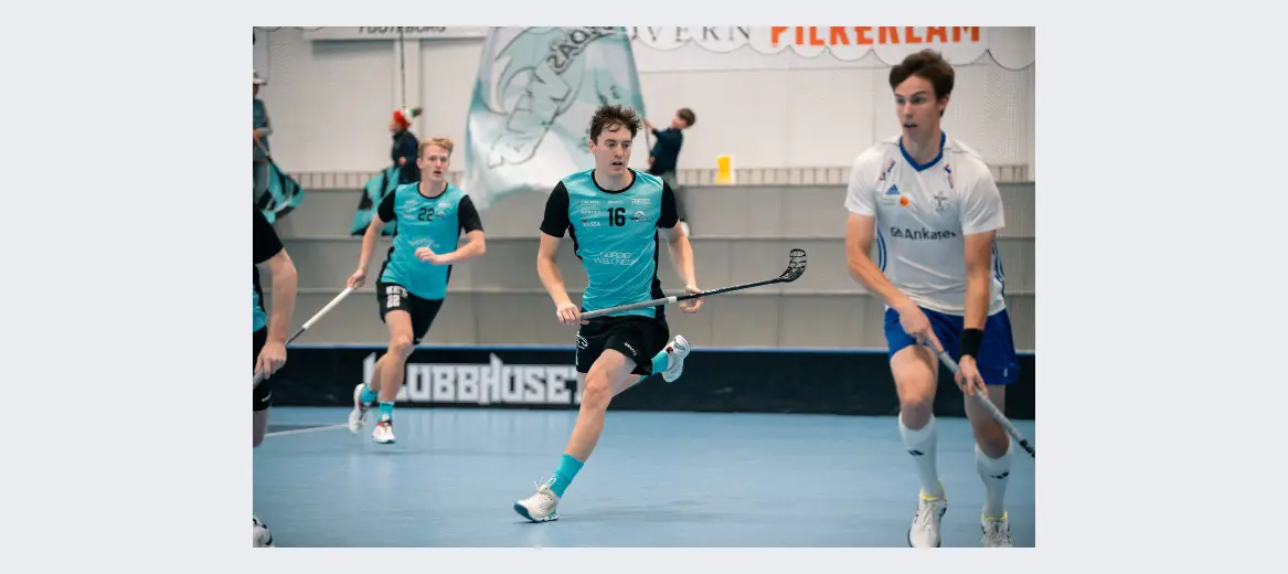 Victor Lövdahl gjorde en bra match och noterades för 2 mål och en assist i 6-3 segern mot Varla.