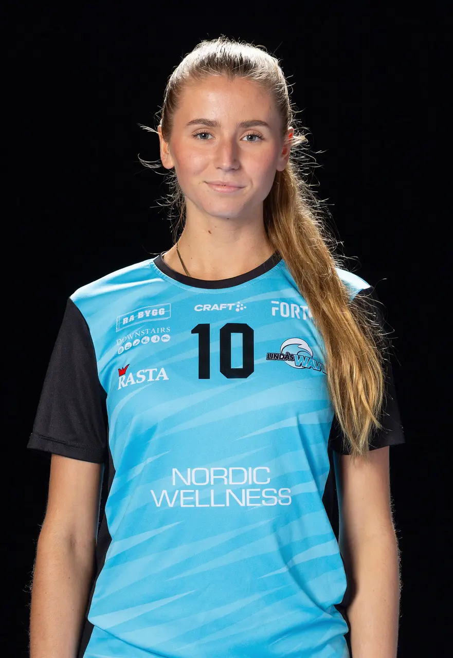 Justina Eliasson gjorde 1 mål och en assist i gårdagens 4-4 match mot Partille.