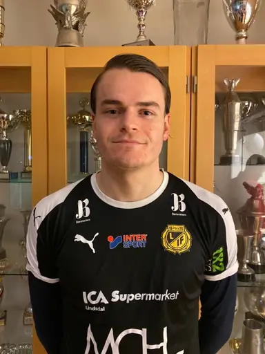 Felix Fransson från Pukebergs BK och Hampus Löfgren från Nybro IF - nytt i herrtruppen