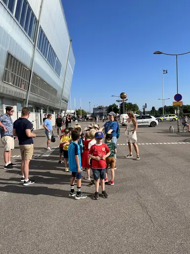 Den 27/6 gick stora delar av laget line-up när Kalmar FF tog emot IFK Värnamo hemma på Guldfågeln. Alla var så duktiga, och hade som synes väldigt roligt!
