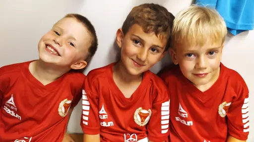 Den 27/6 gick stora delar av laget line-up när Kalmar FF tog emot IFK Värnamo hemma på Guldfågeln. Alla var så duktiga, och hade som synes väldigt roligt!