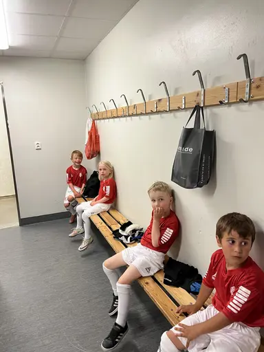 Den 27/6 gick stora delar av laget line-up när Kalmar FF tog emot IFK Värnamo hemma på Guldfågeln. Alla var så duktiga, och hade som synes väldigt roligt!