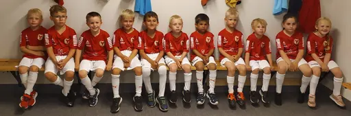 Den 27/6 gick stora delar av laget line-up när Kalmar FF tog emot IFK Värnamo hemma på Guldfågeln. Alla var så duktiga, och hade som synes väldigt roligt!