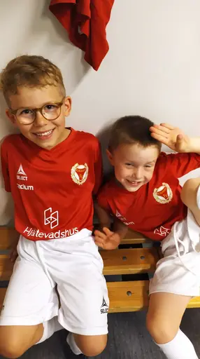 Den 27/6 gick stora delar av laget line-up när Kalmar FF tog emot IFK Värnamo hemma på Guldfågeln. Alla var så duktiga, och hade som synes väldigt roligt!