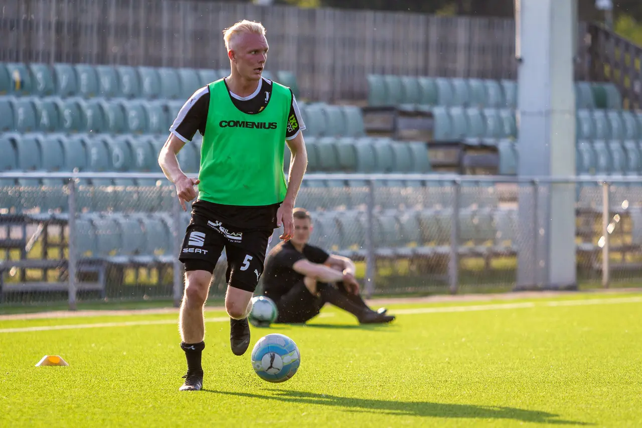 2-målsskytten Oliver Nielsen