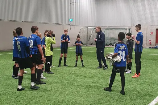 RAIF spelade 4 halvlekar mot Skurup 9- manna. Allra bäst var vi i sista där vi vågade spela tuffare. 