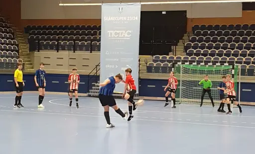 Tre jämna matcher, BK Höllviken, FBK Balkan och Malmö City FC