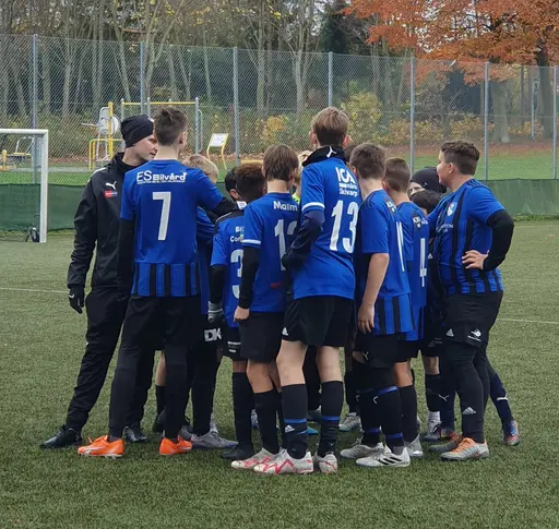 Första matchen i Skånes Vinter mästerskap, en tuff match med mycket närkamper 3-3
