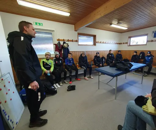 Veberöd IF satte hård press på RS genom tuffa närkamper. Sista perioden fick vi bättre självförtroende och kunde spela jämt med motståndarna.
