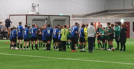 RAIF spelade 4 halvlekar mot Skurup 9- manna. Allra bäst var vi i sista där vi vågade spela tuffare. 