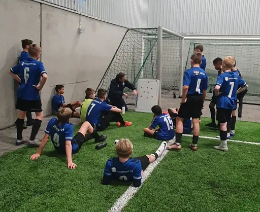 RAIF spelade 4 halvlekar mot Skurup 9- manna. Allra bäst var vi i sista där vi vågade spela tuffare. 