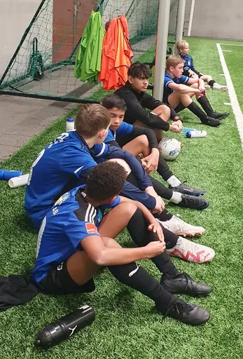 RAIF spelade 4 halvlekar mot Skurup 9- manna. Allra bäst var vi i sista där vi vågade spela tuffare. 