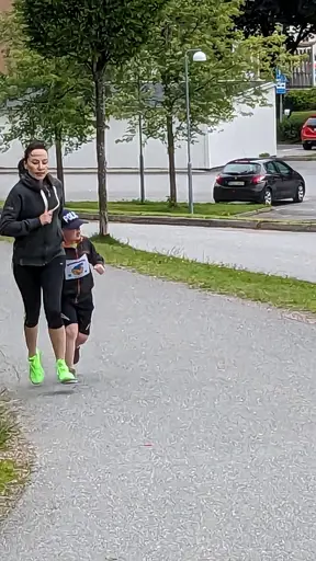 Bamseloppet 2024 med så mycket andra kringaktiviteter🌞 Stort Tack till Coop Bohus som sponsrade med banan och festis till alla som sprang 
