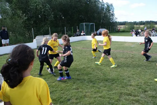 F17 första cup, Och wow vilken debut de gjorde 