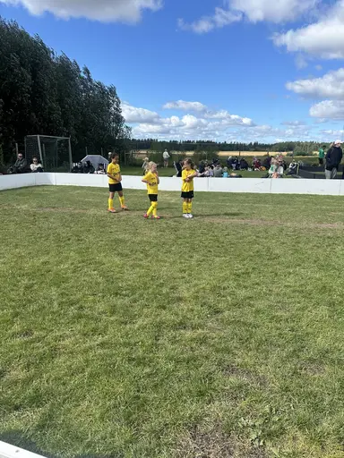 F17 första cup, Och wow vilken debut de gjorde 